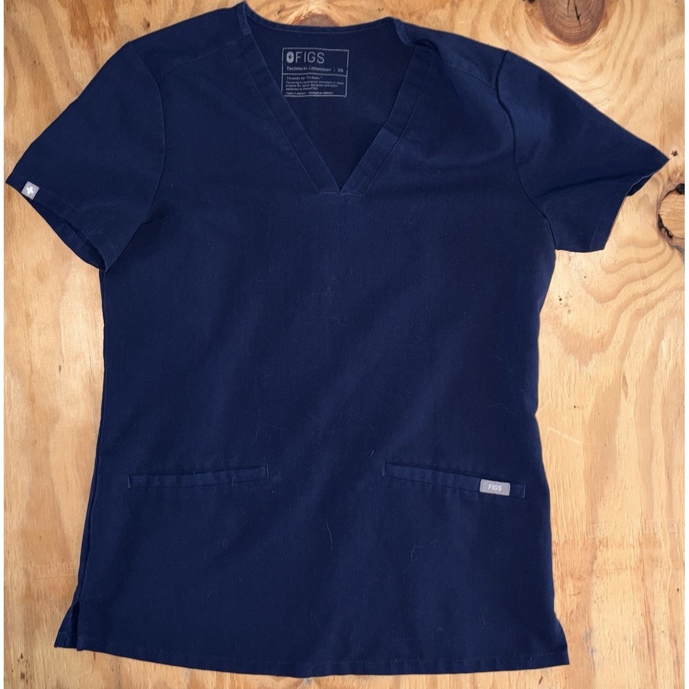 Figs Casma Scrub Top Womens XS Navy Blue 3 Pocket Short Sleeve Medical